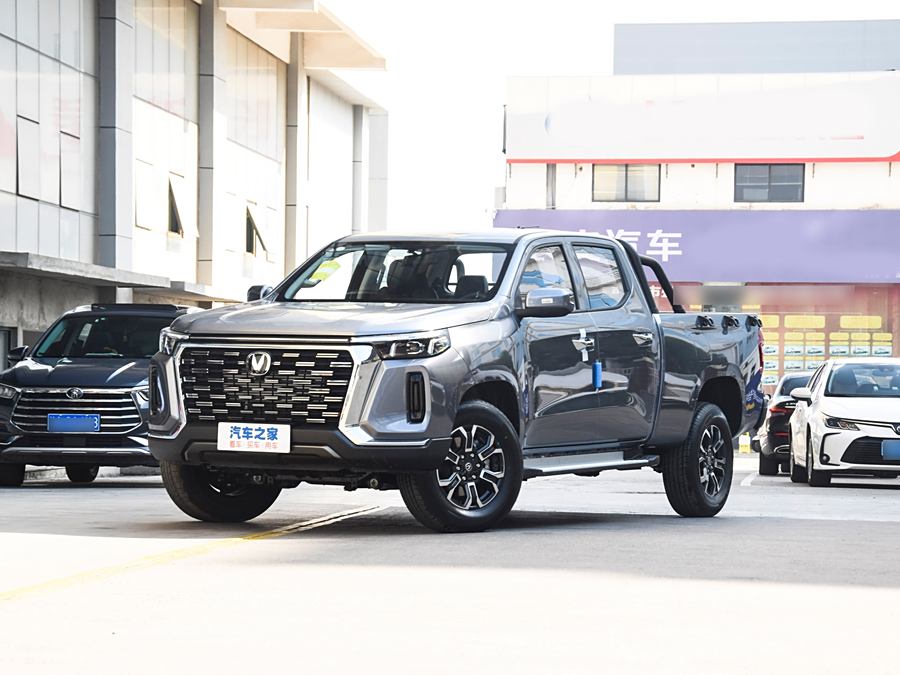 Changan Hunter Plus 2023 2023款 2.0T手动四驱柴油精英型长箱