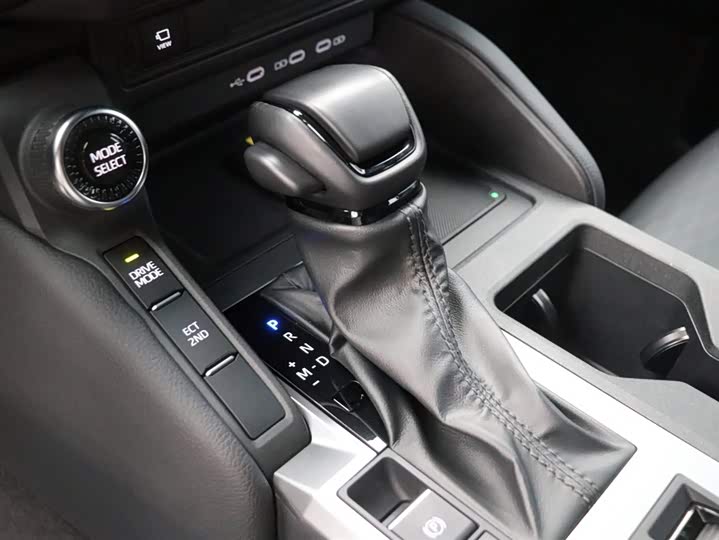 Toyota Prado 2024 2024款 2.4T 全能TX版 5座