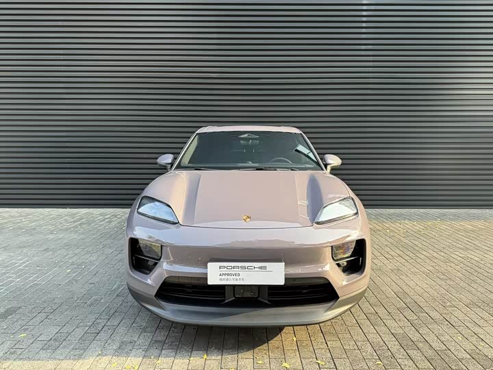 2024 Porsche Macan EV
