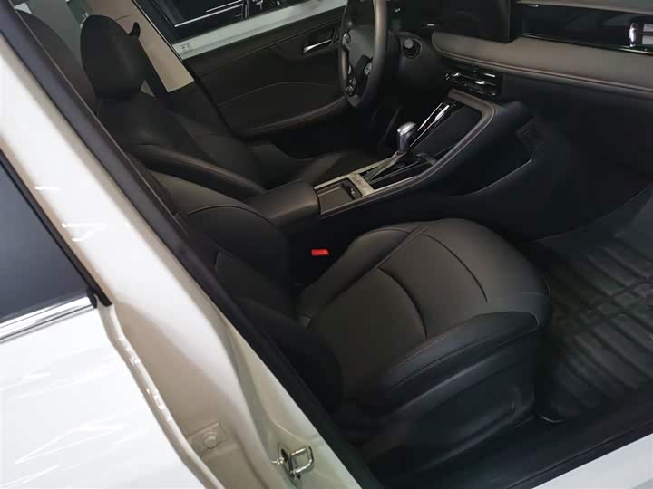 Roewe i5 2026 2026款 1.5L CVT豪华版