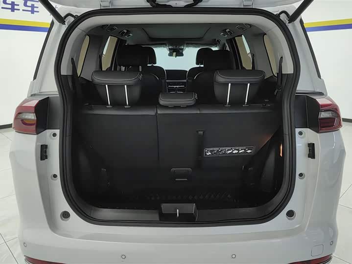 GAC Trumpchi M6 2023 2023款 PRO 270T DCT尊享版