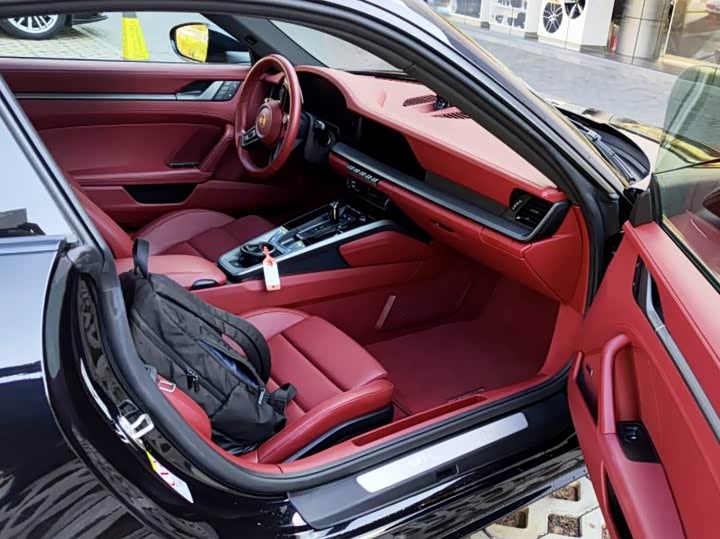 Porsche 911 2025 2025款 Carrera 3.0T