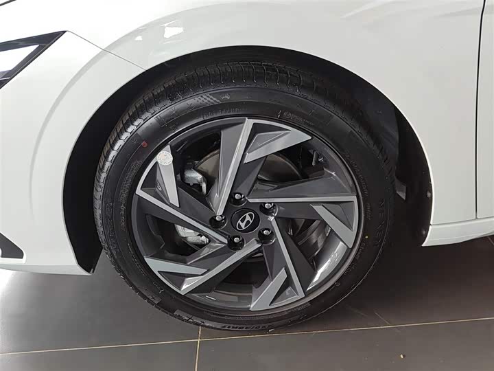 Hyundai Elantra N line 2023 2023款 1.5L CVT GLX精英版