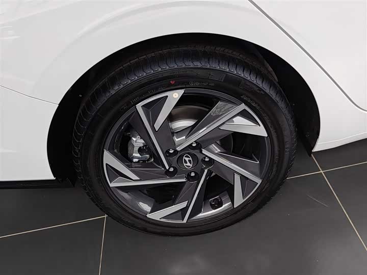 Hyundai Elantra N line 2023 2023款 1.5L CVT GLX精英版