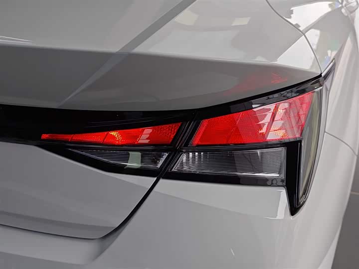 Hyundai Elantra N line 2023 2023款 1.5L CVT GLX精英版