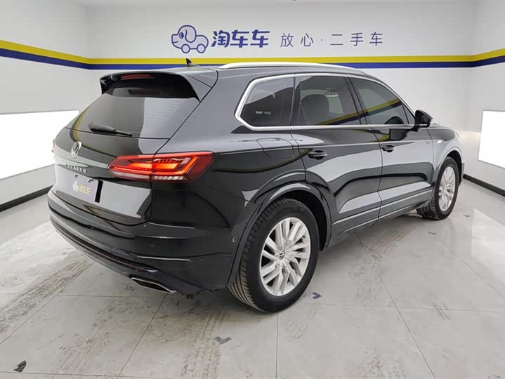 Volkswagen Touareg 2022 2022款 2.0TSI 锐尚版