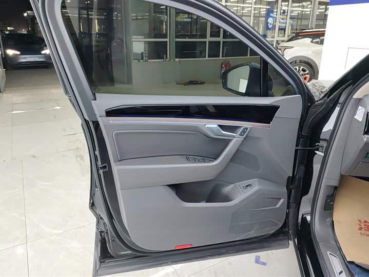 Volkswagen Touareg 2022 2022款 2.0TSI 锐尚版