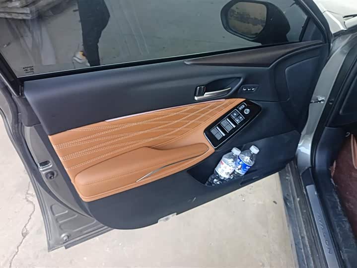 Toyota Avalon 2024 2024款 双擎 2.5L XLE尊贵版