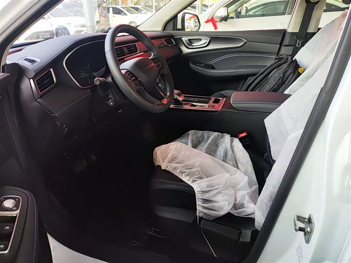 Roewe RX5 2025 2025款 PLUS 330TGI 自动领潮智惠版