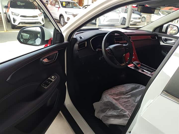 Roewe RX5 2025 2025款 PLUS 330TGI 自动领潮智惠版