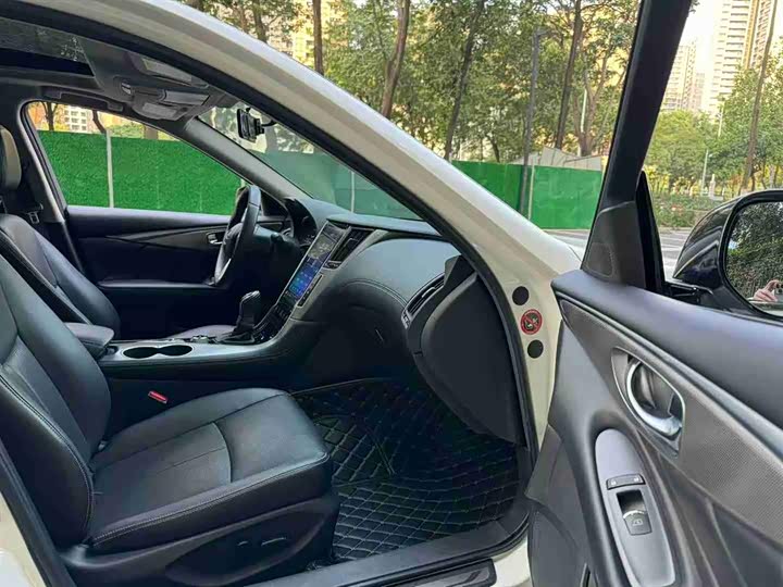 Infiniti Q50L 2022 2022款 2.0T 逸享版