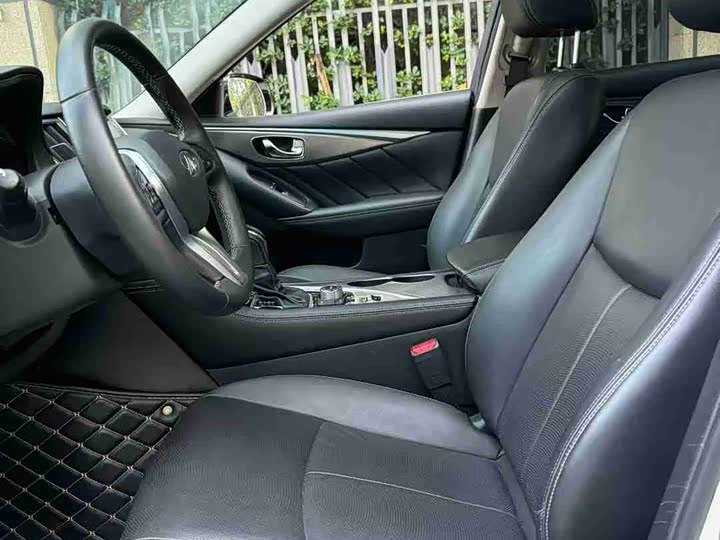 Infiniti Q50L 2022 2022款 2.0T 逸享版