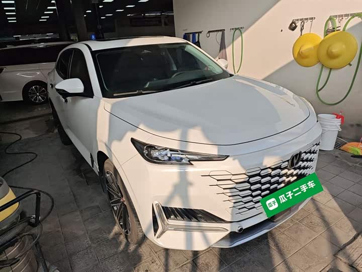 Changan UNI-K Hybrid 2022 2022款 蓝鲸iDD 130km 1.5T 尊贵型