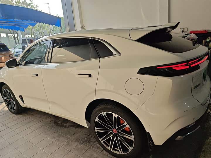 Changan UNI-K Hybrid 2022 2022款 蓝鲸iDD 130km 1.5T 尊贵型