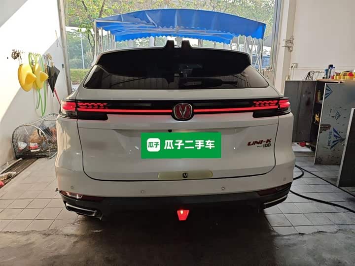 Changan UNI-K Hybrid 2022 2022款 蓝鲸iDD 130km 1.5T 尊贵型