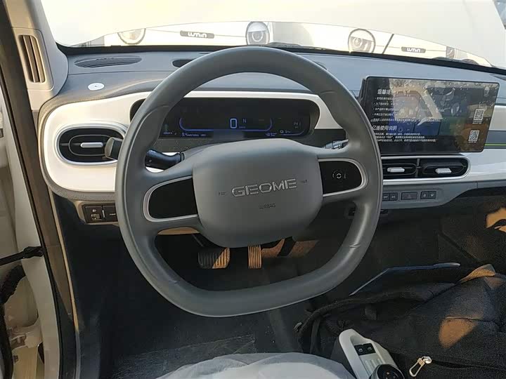 Geely Galaxy Panda Mini 2025 2025款 熊猫mini 210km 元气熊