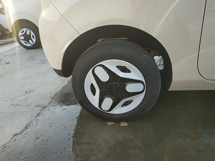 Geely Galaxy Panda Mini 2025 2025款 熊猫mini 210km 元气熊