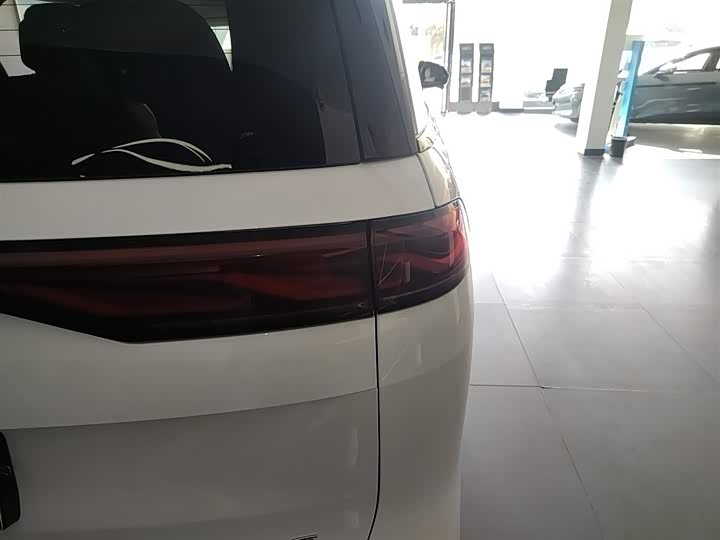 BYD Xia 2025 2025款 DM-i 1.5T 180km 超越型