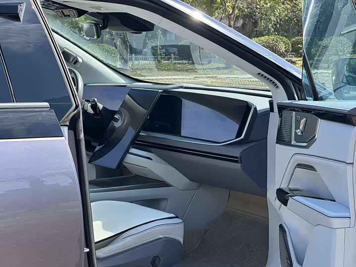 HiPhi Y 2023 2023款 560km 精英版