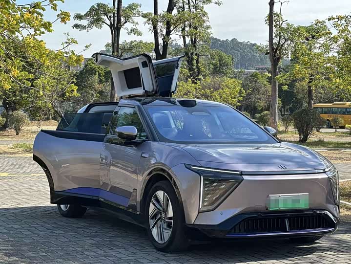 HiPhi Y 2023 2023款 560km 精英版