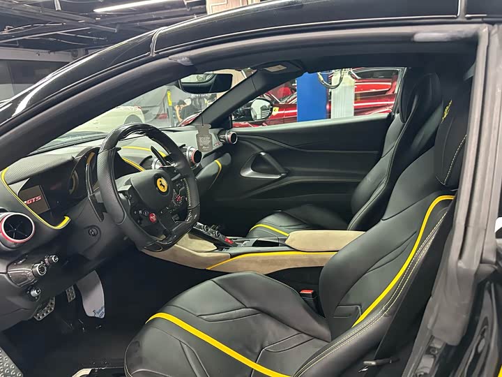 Ferrari 812 2020 2020款 6.5L GTS