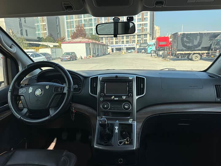 Dongfeng Forthing Lingzhi Plus 2021 2021款 2.0L 手动豪华型 7座