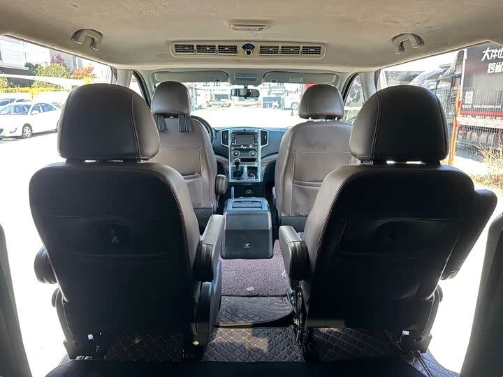 Dongfeng Forthing Lingzhi Plus 2021 2021款 2.0L 手动豪华型 7座