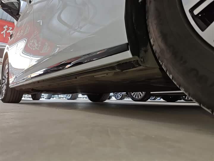 BYD Xia 2025 2025款 DM-i 1.5T 180km 超越型