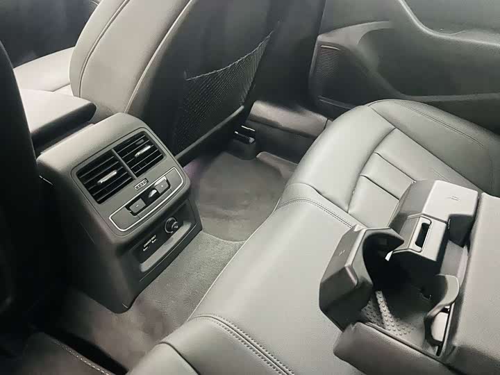 Audi A5 2024 2024款 Sportback 40 TFSI quattro 豪华动感型