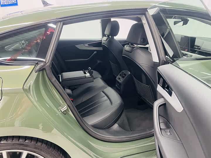 Audi A5 2024 2024款 Sportback 40 TFSI quattro 豪华动感型