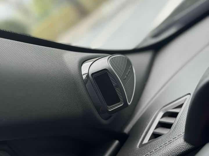 Haval Chitu 2021 2021款 激擎版 1.5T 白银兔