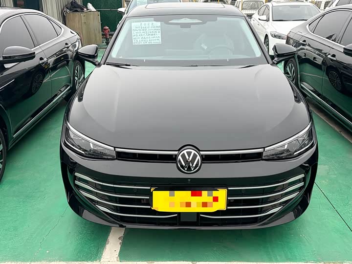 Volkswagen Passat 2025 2025款 Pro 380TSI 龙尊版