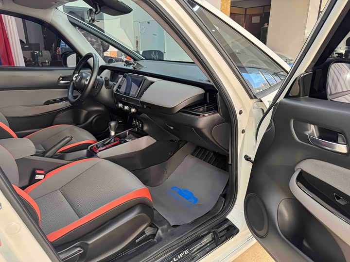 Honda Life 2021 2021款 1.5L CVT SPO-SS灵动版