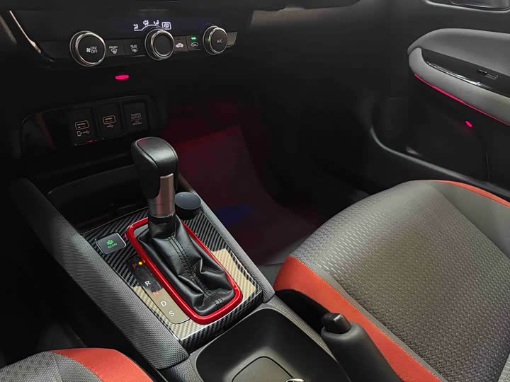 Honda Life 2021 2021款 1.5L CVT SPO-SS灵动版