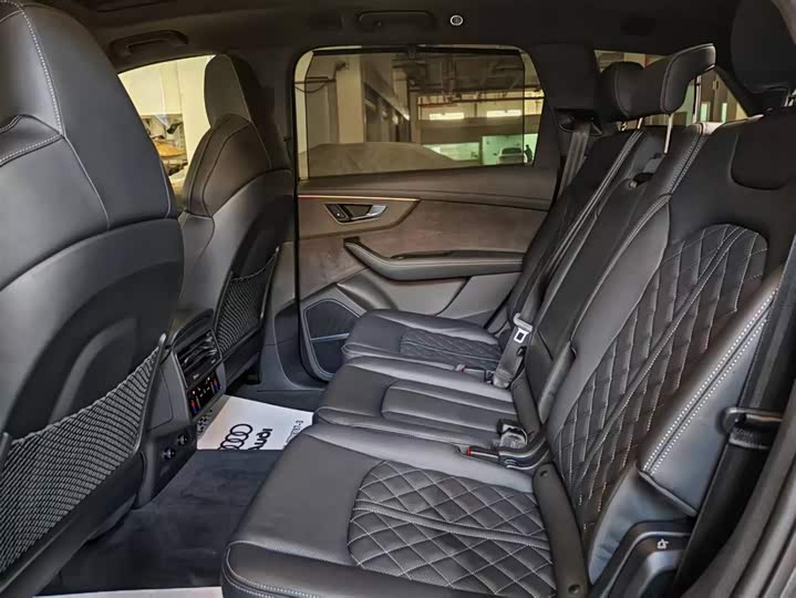 Audi SQ7 2024 2024款 4.0 TFSI