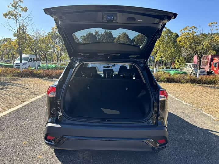 Toyota Frontlander 2024 2024款 2.0L CVT精英版