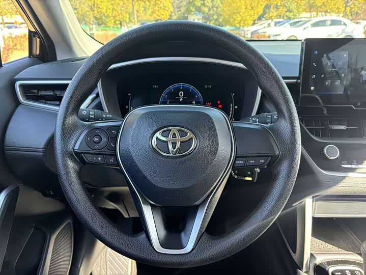 Toyota Frontlander 2024 2024款 2.0L CVT精英版