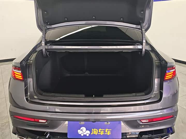Geely Preface 2025 2025款 东方曜 1.5TD 昆仑版