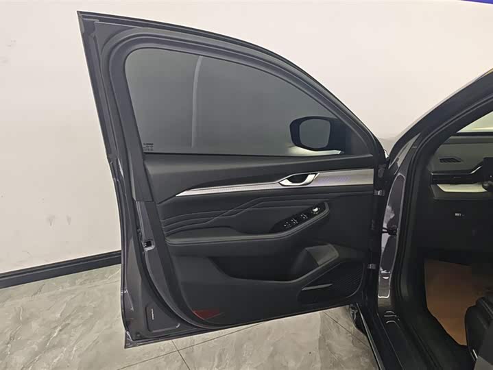 Geely Preface 2025 2025款 东方曜 1.5TD 昆仑版