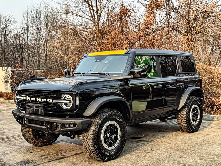 Ford Bronco 2024 2024款 2.3T 荒地