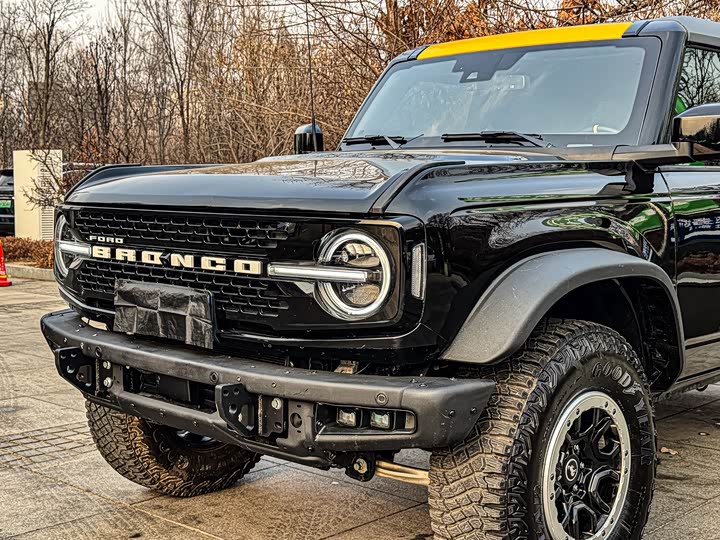 Ford Bronco 2024 2024款 2.3T 荒地