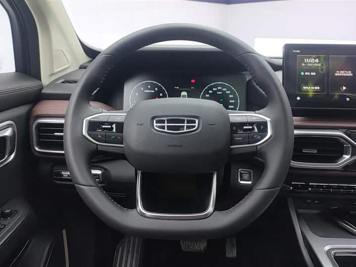 Geely Okavango 2022 2022款 1.8TD DCT豪华型 7座