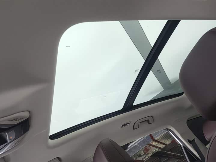 Geely Okavango 2022 2022款 1.8TD DCT豪华型 7座