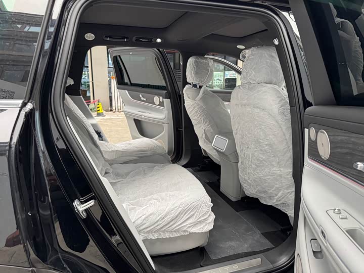 Aito M9 2025 2025款 纯电 Ultra版 100kWh 5座版