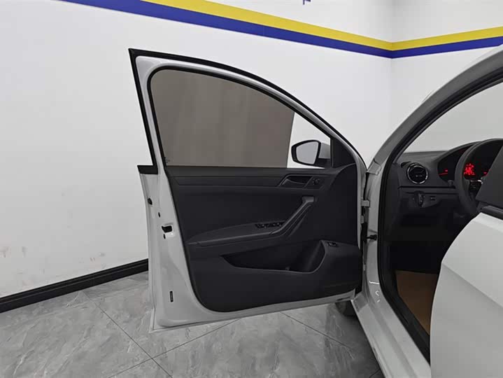 Jetta VA3 2021 2021款 1.5L 自动向上人生版