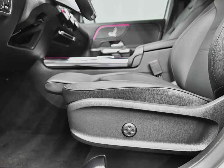 Mercedes-Benz GLA-Class 2024 2024款 GLA 220