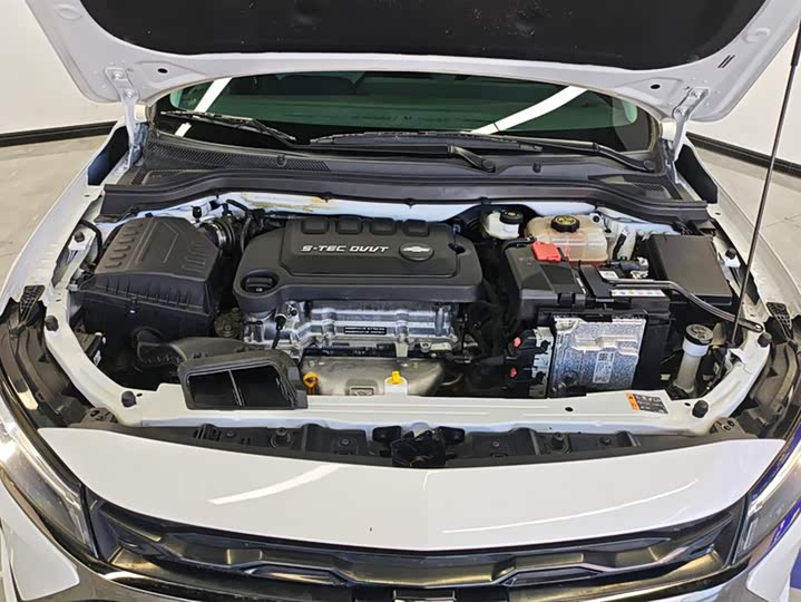 Chevrolet Monza 2024 2024款 1.5L 双离合悦享版