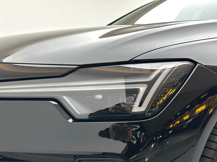 Volvo S90 2026 2026款 B5 智远豪华版