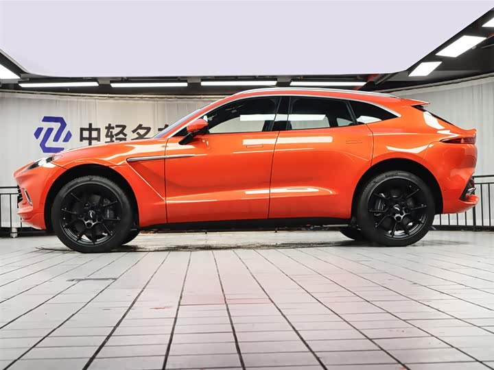 Aston Martin DBX 2023 2023款 3.0T STRAIGHT-SIX