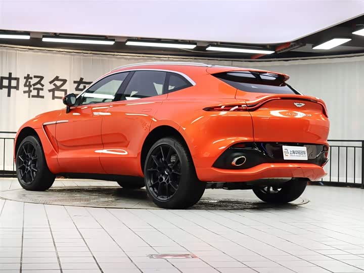 Aston Martin DBX 2023 2023款 3.0T STRAIGHT-SIX